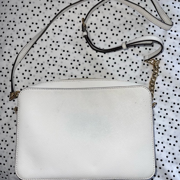 Used - Picture 2 of 3